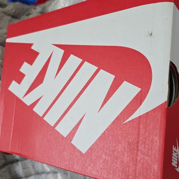 Nike Uplift SC (GS) YOUTH SIZE 4 - Picture 5 of 6